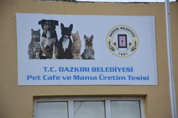 Dazkırı Pet Kafe ve Mama Üretim Tesisi açıldı