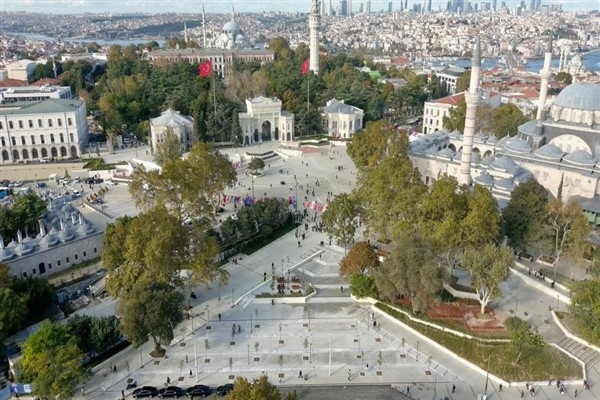 Beyazıt Meydanı’nın yenilenme çalışması tamamlandı