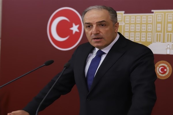 DEVA Partili Yeneroğlu: “Siz yolsuzlukla mücadele edemezsiniz”
