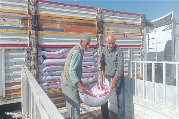 Kahta’da çiftçilere kırmızı mercimek tohumu dağıtıldı