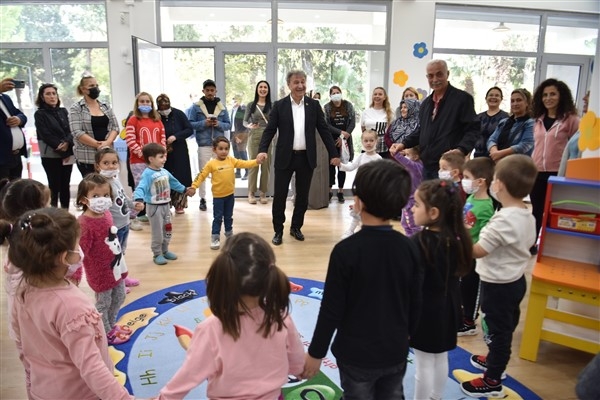 Bornova Belediyesi Çocuk Oyun Aktivite Merkezleri’nin yedincisi açıldı