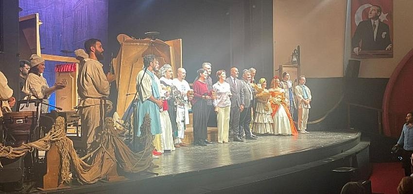 İBB Şehir Tiyatroları 7. Adana Şehir Tiyatroları Festivali’ne Konuk Oldu