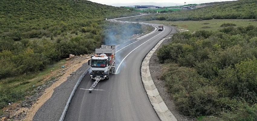 Yenilenen Çerkeşli-Tavşancıl yolunun çizgileri çizildi