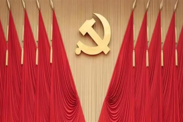 Xi Jinping, ÇKP merkez komitesi genel sekreteri seçildi