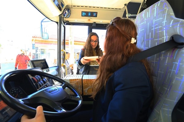 Muğla’da kadınlar otobüsten istediği yerde inebiliyor