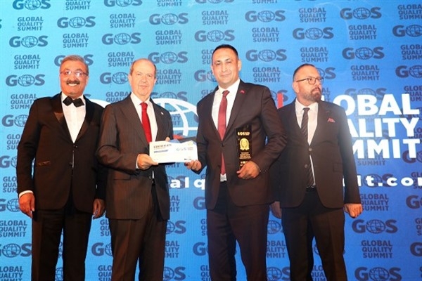 Başkan Yılmaz’a “Yılın En Başarılı Belediye Başkanı” ödülü