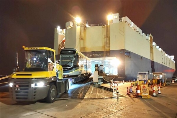 Çin, Avrupa’ya ilk metro treni ihracatına Porto metrosundan başladı