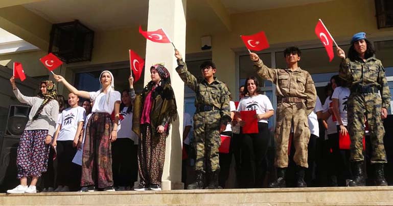 Anadolu Lisesi’nde Cumhuriyet Coşkusu