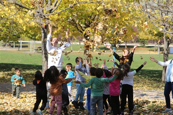 Eskişehir Es Çocuk Evi’nde çocuklar doğayı gezerek tanıyor