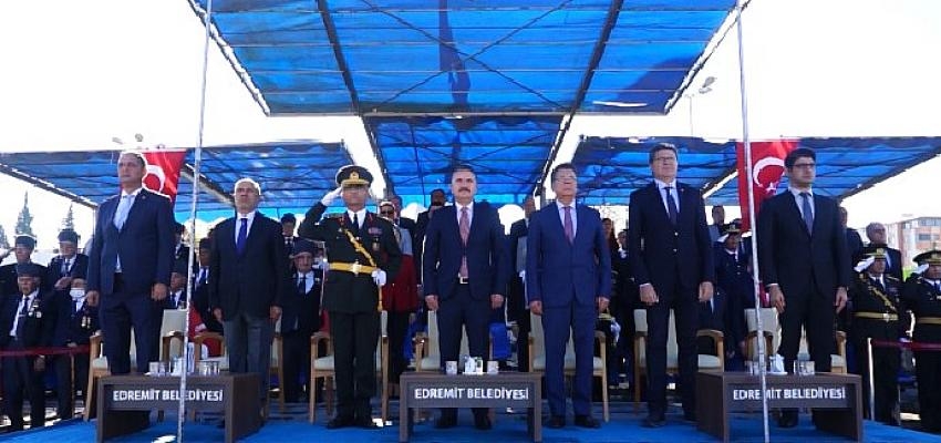 Edremit’te Cumhuriyet coşkusu