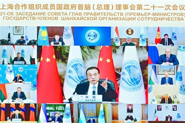 Başbakan Li Keqiang’dan SİÖ iş birliğine dair öneriler