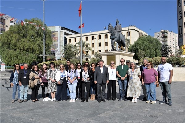 Kaymakam Genel ve Başkan İduğ, yabancı öğretmenlerle buluştu