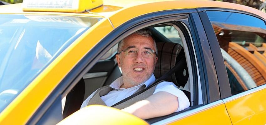 Belediye Başkanı SMA Hastası Yusuf Eren Bebek için Taksi Şoförlüğü Yaptı