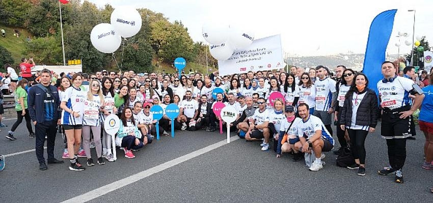 Allianz Türkiye, 44. İstanbul Maratonu’nda 7. kez iyilik için koştu