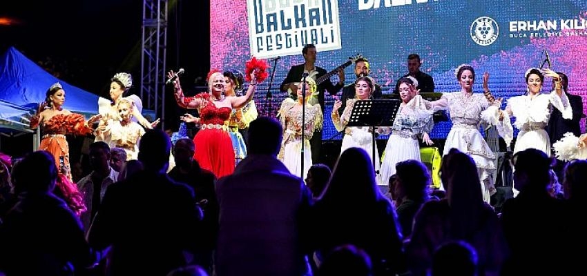 Buca’da coşkunun dinmediği festival