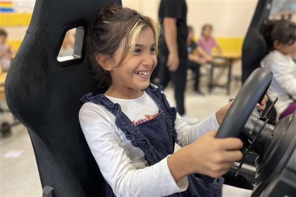 TOSFED Mobil Eğitim Simülatörü Adana’da