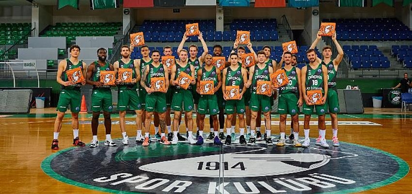 Little Caesars Pizza Türkiye Lezzetiyle Basketbolun Yanında