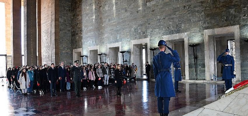 Koruncuk Vakfı Ailesi, Koruncuklar ile Anıtkabir’de Ata’nın huzuruna çıktı