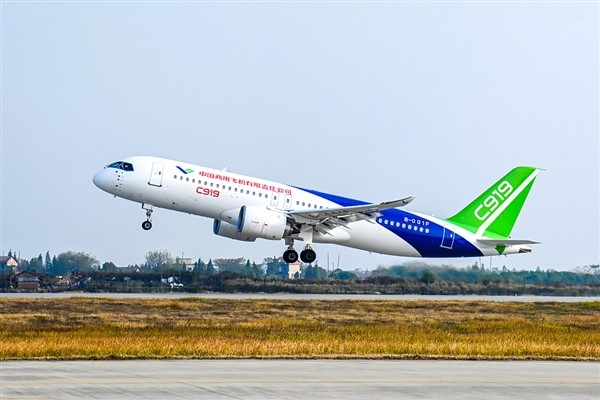 C919 yolcu uçağının üretim lisansı verildi