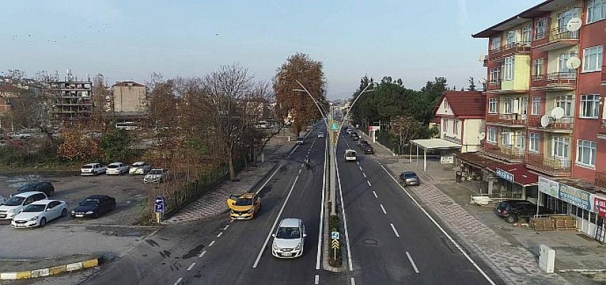 Gölcük Adnan Menderes Caddesi