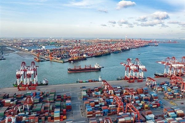 Çin limanlarında hacim, kasım ayında yüzde 10.2 artış gösterdi