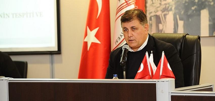 Karşıyaka Belediye Başkanı Dr. Cemil Tugay