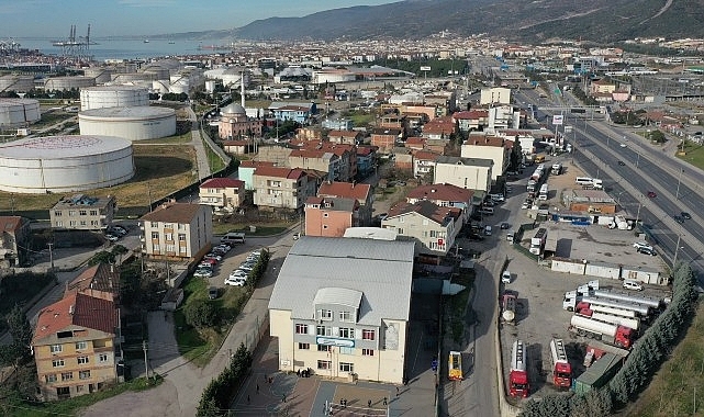 Körfez Barbaros Mahallesi dönüşüm projesinde yer teslimi