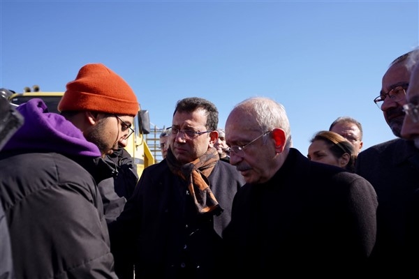 Kılıçdaroğlu ve İmamoğlu, depremin merkez üssünde vatandaşlarla buluştu