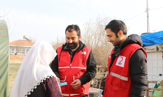 Kızılay'dan Afetzedelere 70 Milyon Değerinde Alışveriş Kartı